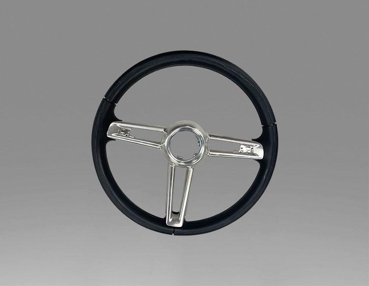 Automobile steering wheel hand plate production